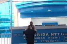 Resmikan Gedung Baru, Gubernur Minta Jamkrida Bina 100 Ribu UMKM di NTT